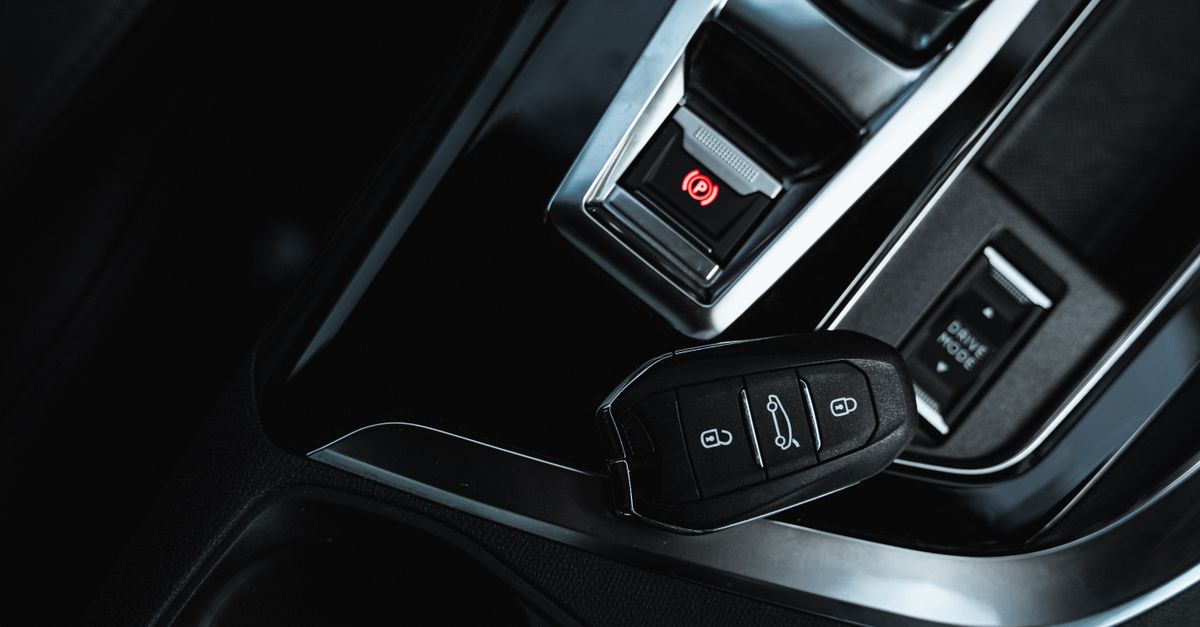 Ford car key fob — Alpharetta Locksmith Key