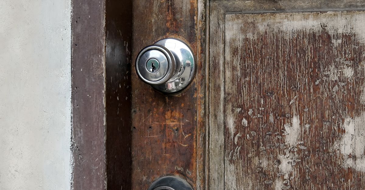 Why a Commercial Locksmith Thinks Differently Than a Residential One — Alpharetta Locksmith Key