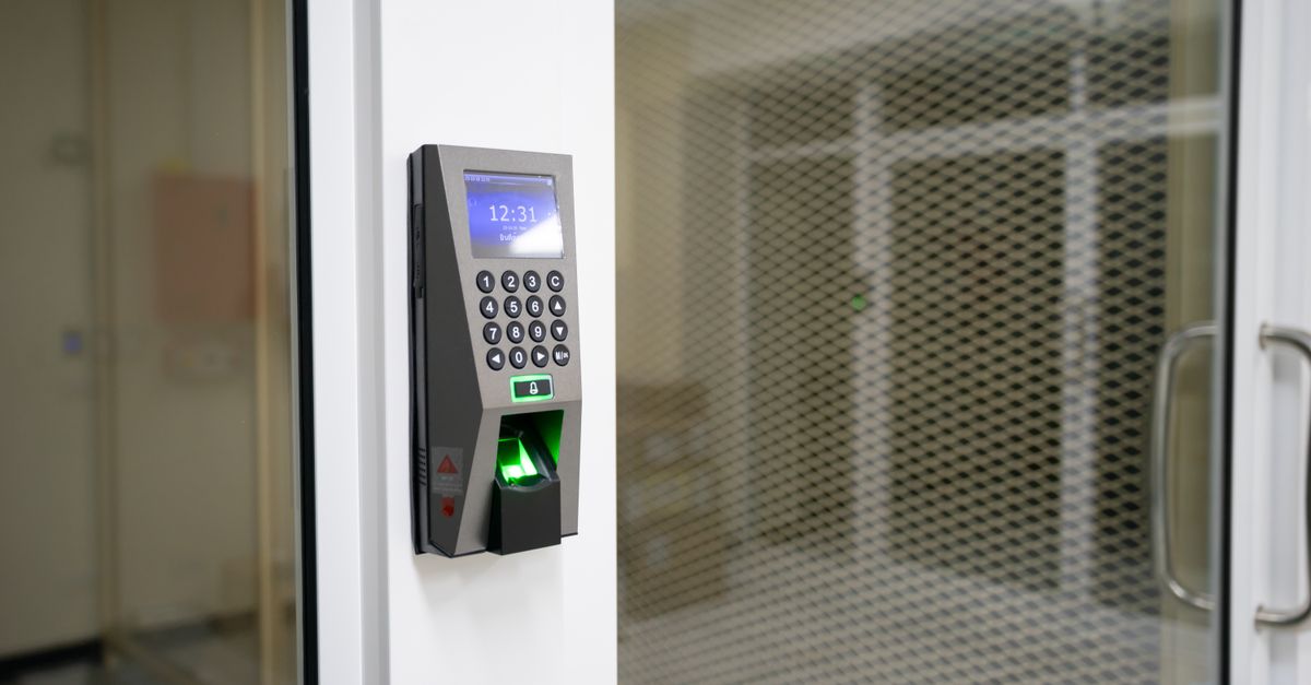 Smart Lock Door Knob, Keypad, and Double-Lock Options Explained — Alpharetta Locksmith Key